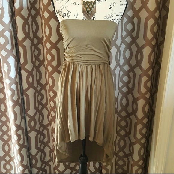 High Low asymmetrical Hem Dress 2 Colors - Picture 4 of 7