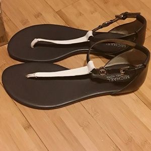 Michael Kors Bridget Thong Navy/White