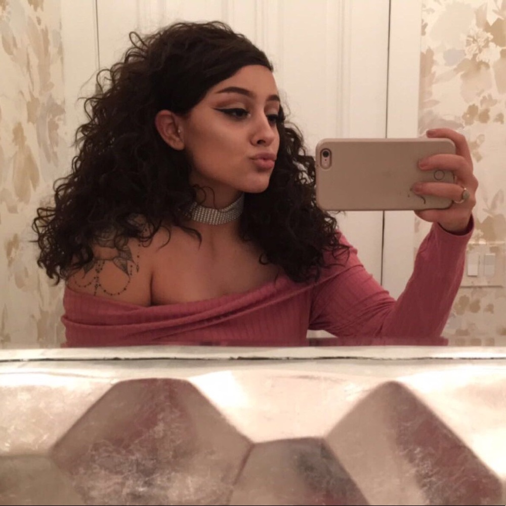 Off the shoulder one piece💅🏽