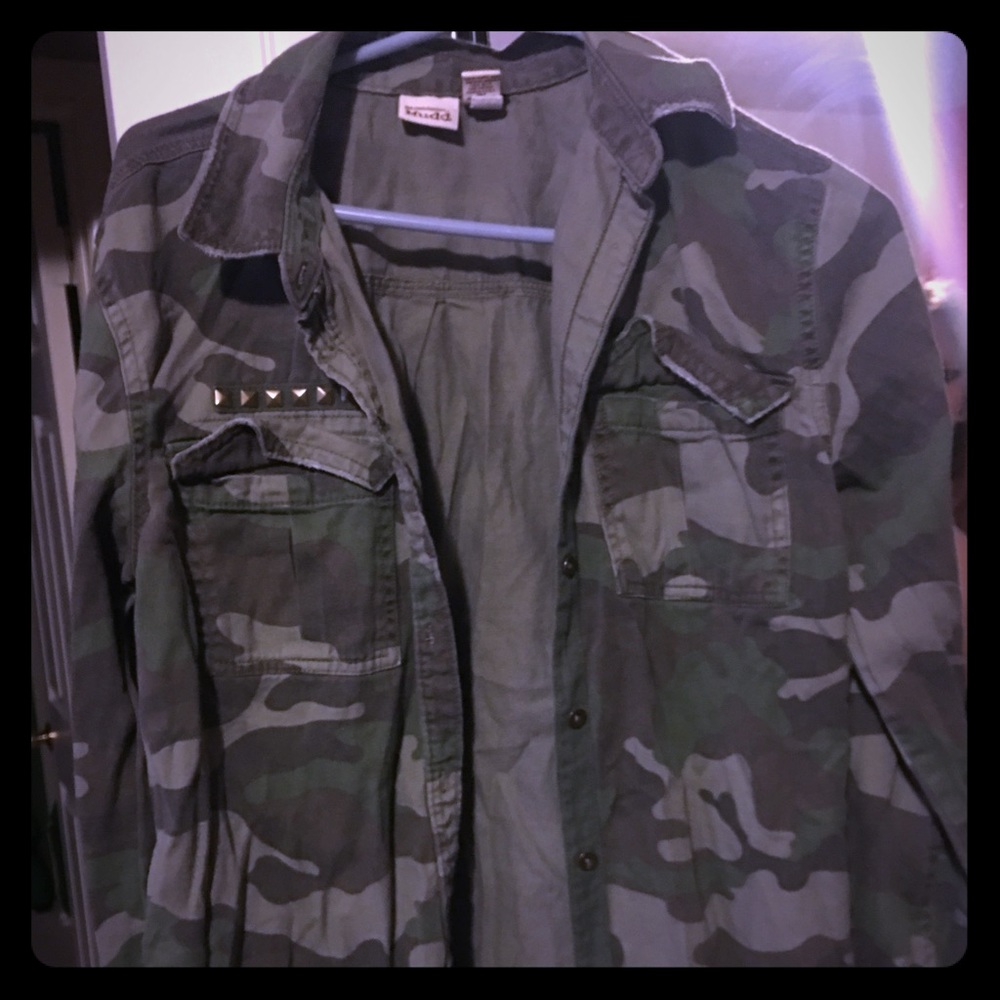 Camo button up