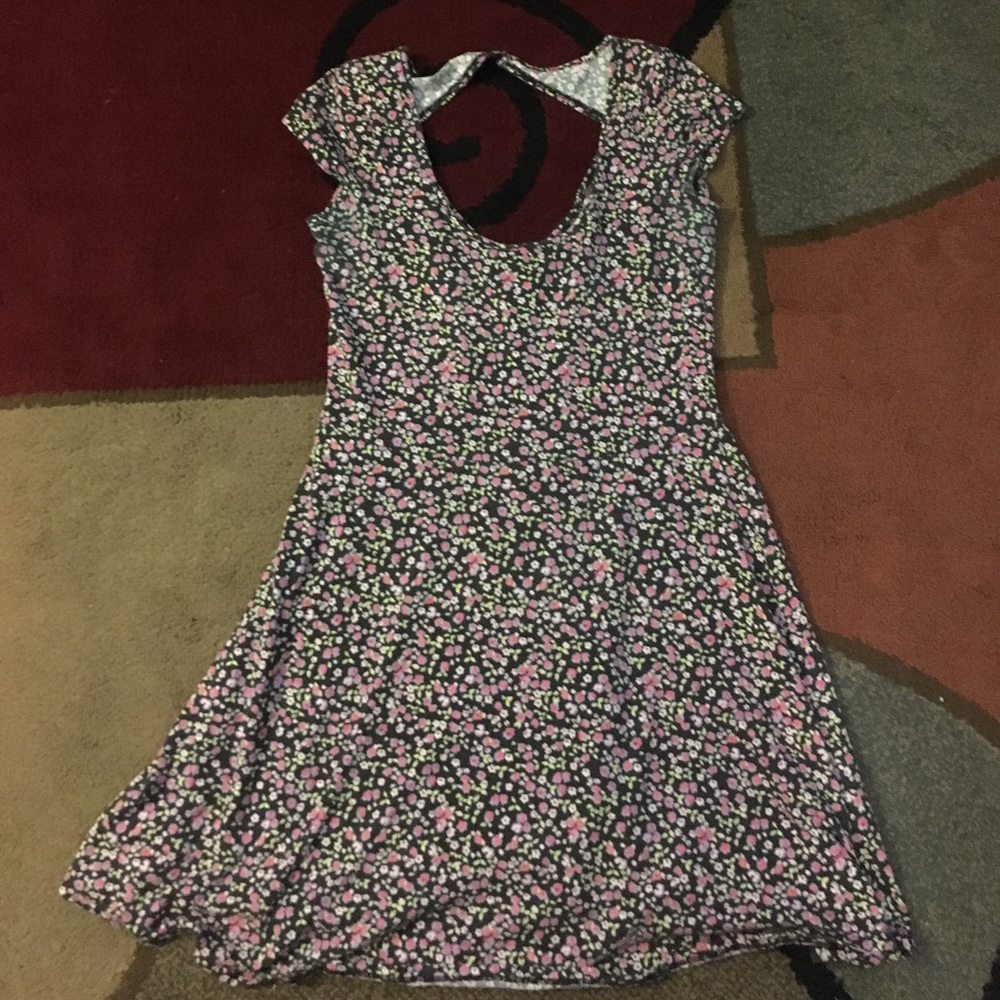 American eagle floral dress!!