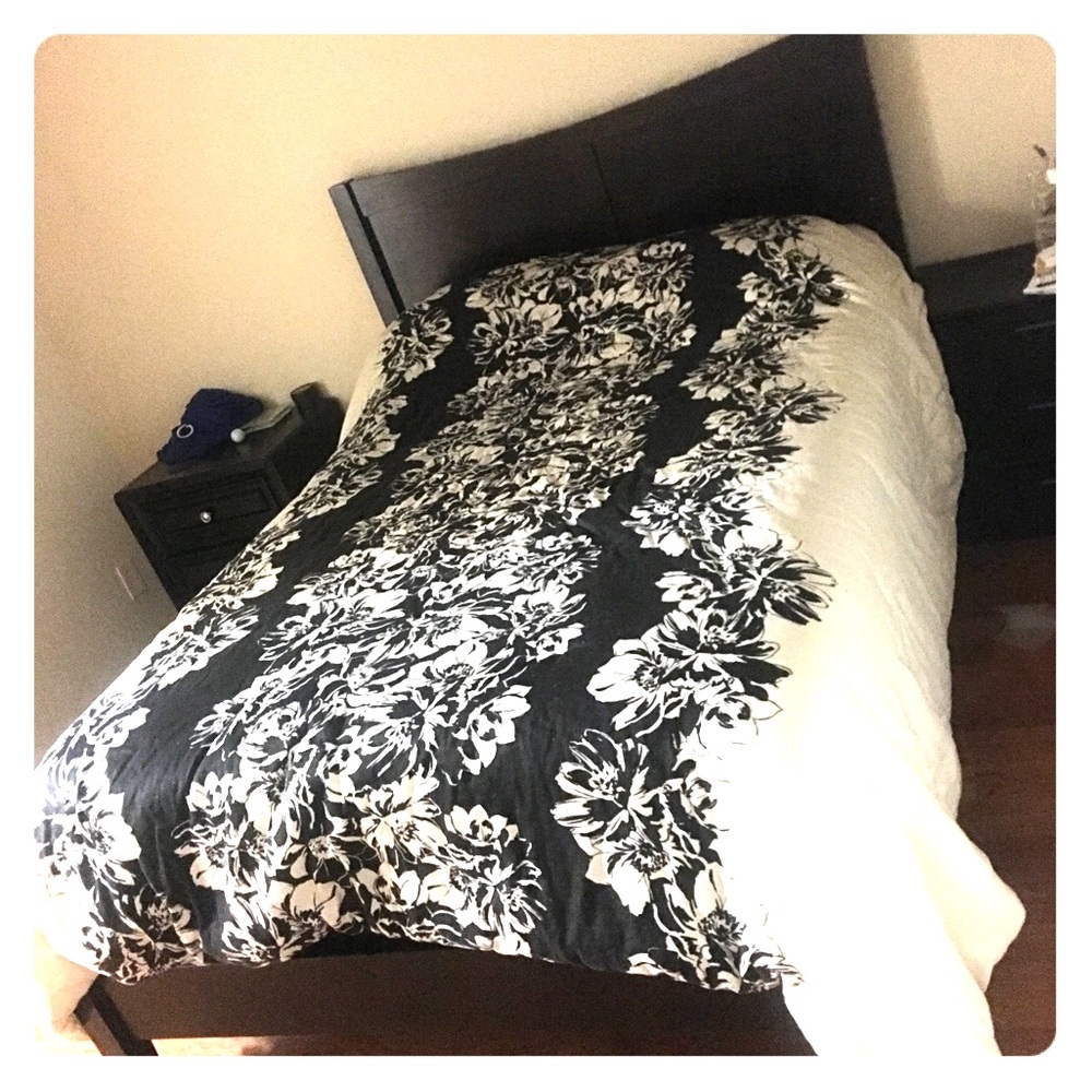‼️SOLD‼️Mohagany wood full size bed  mattress
