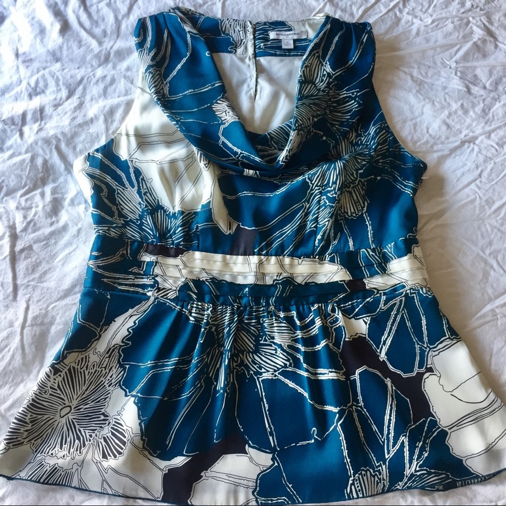 Banana Republic Floral Button-Back Blouse w Peplum