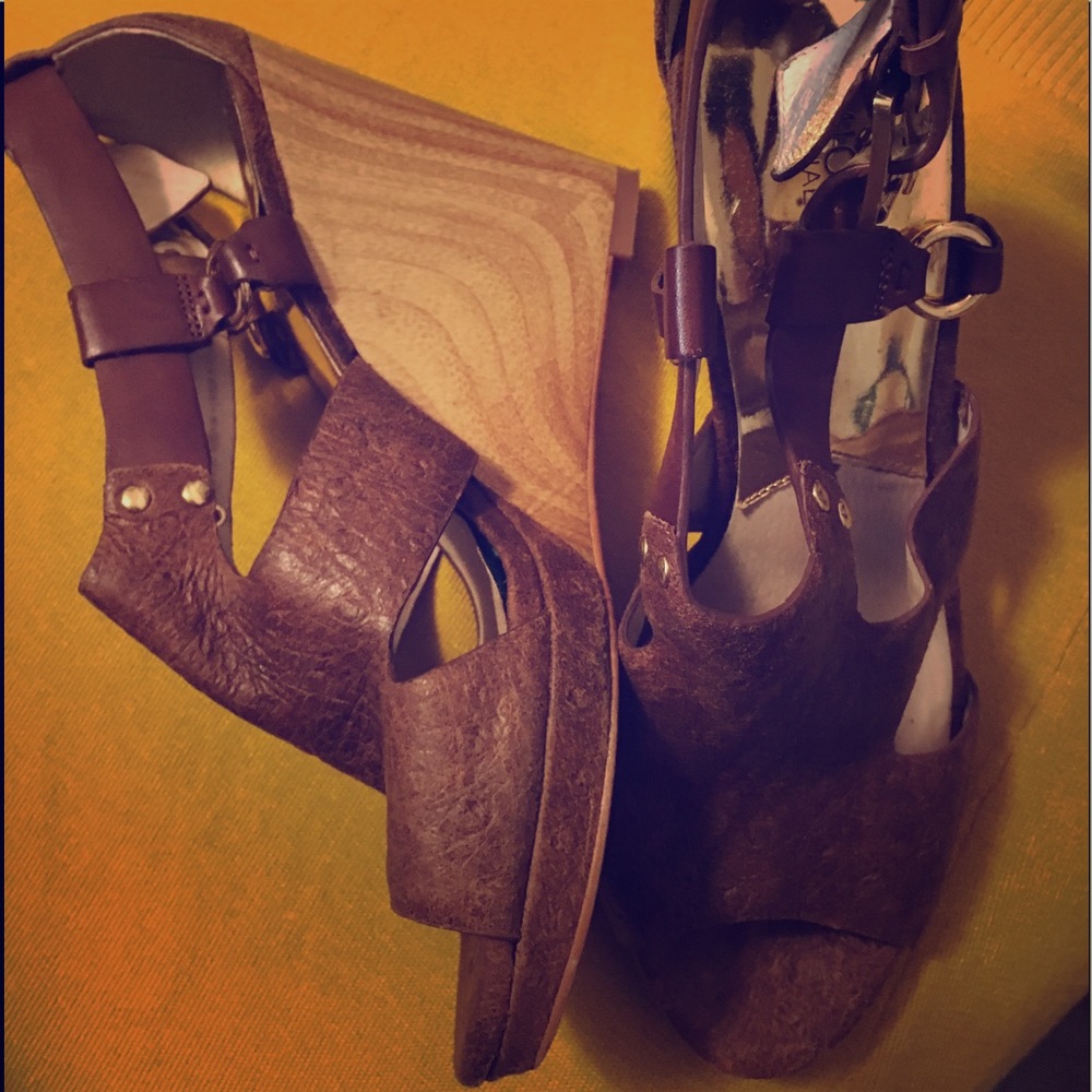 Michael Kors Brown leather wood wedges