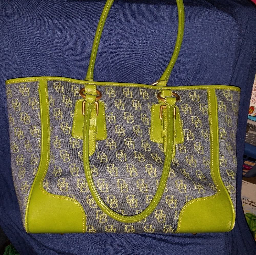 DOONEY and BURKE Tote Bag - Gorgeous Red Interior