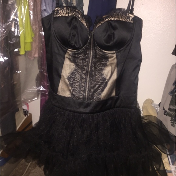 Dress - Picture 2 of 2