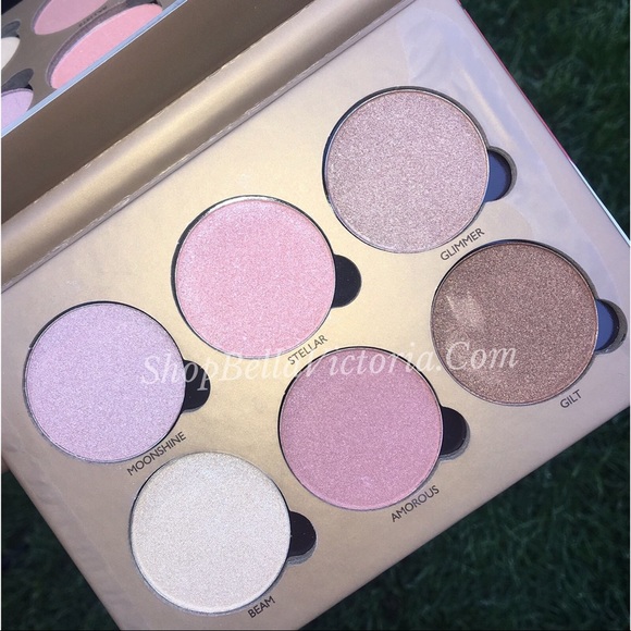 Makeup Goldglowing Shimmer Highlight Palette Poshmark