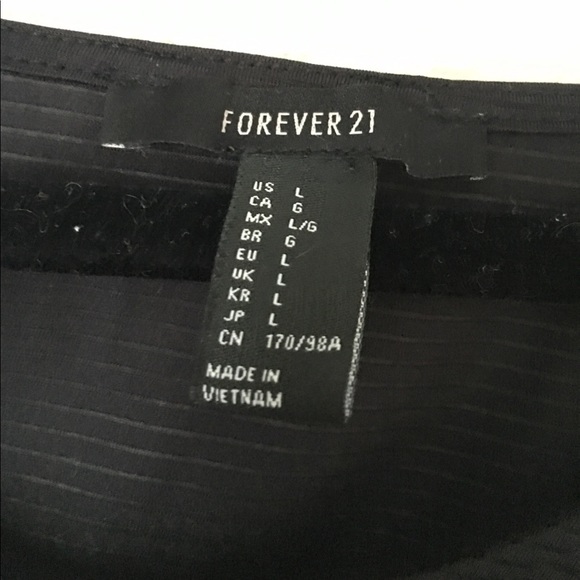 Party top!🎊 - Picture 2 of 2