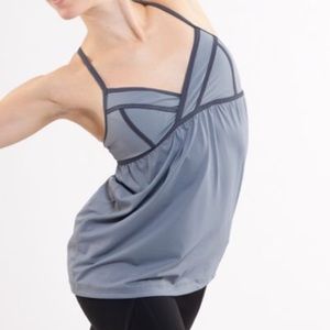 EUC Lululemon Rehearsal Tank in Blurred Gray 6.