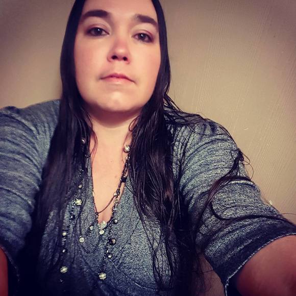 Meet your Posher, Lori - Picture 1 of 1