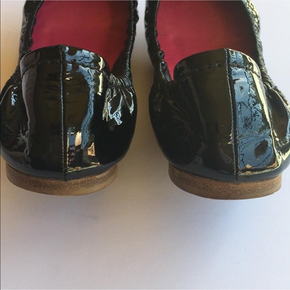 MIU MIU Black Patent Leather Scrunch Flats sz 6.5 - Picture 3 of 8