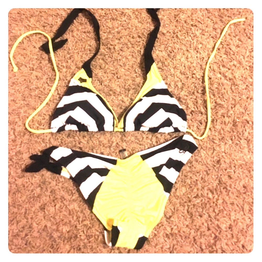 Fox bikini