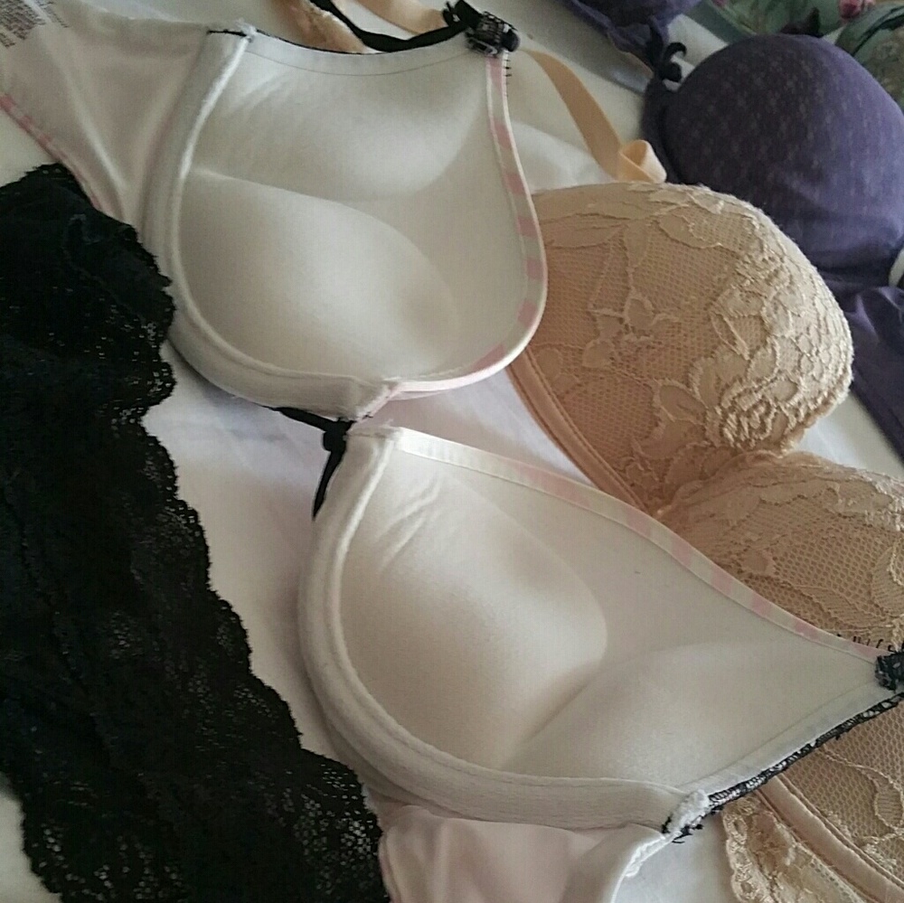 Victoria Secret bombshell bra - Picture 4 of 8