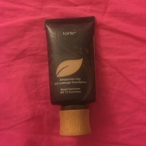 Tarts Amazonian clay foundation