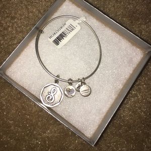 NWT Alex & Ani bracelet
