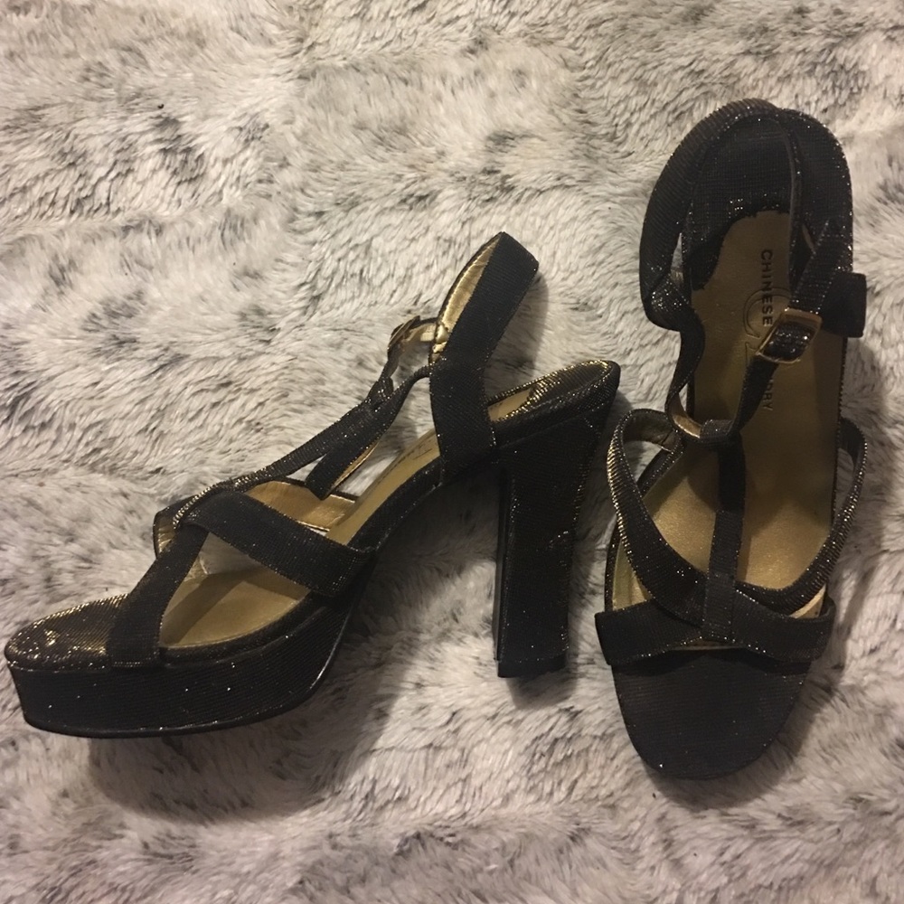 Chinese Laundry Gold Sandal Size 6 1/2M