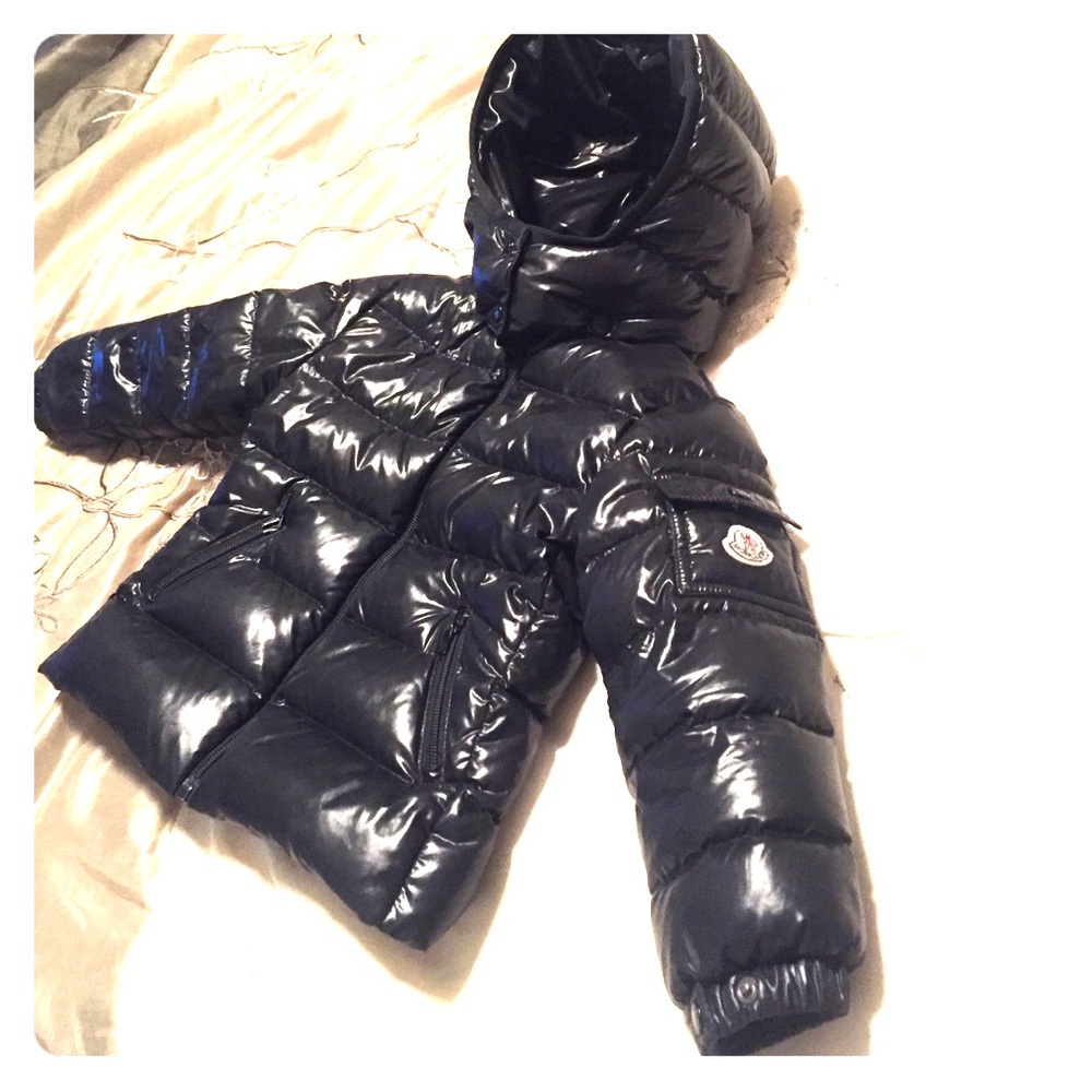 black shiny size2 MONCLER JACKET /removable hood