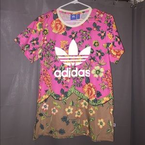 NEW ADIDAS logo tee