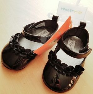 Toddler Size 4 brand new girl's black sandals