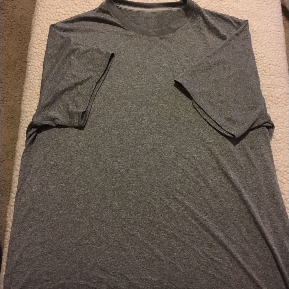 EUC Reebok Shirt