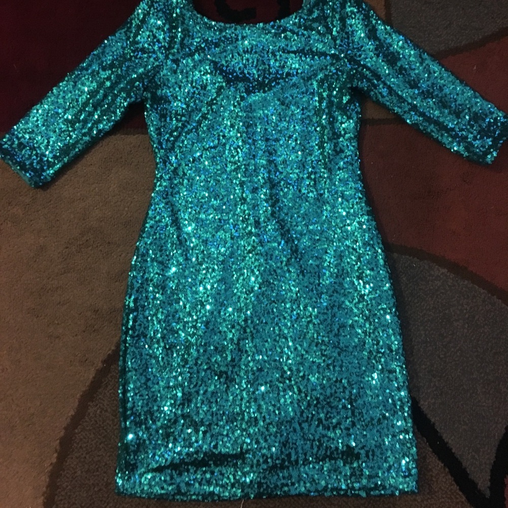 GREEN/AQUA SEQUIN PARTY DRESS