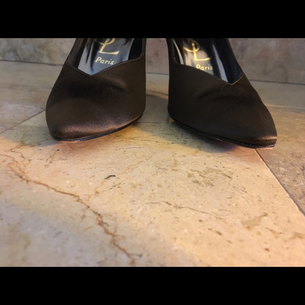 Beautiful YSL heels! - Picture 6 of 6