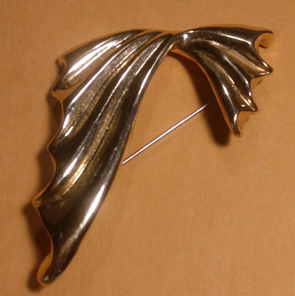 Gold plated brooch