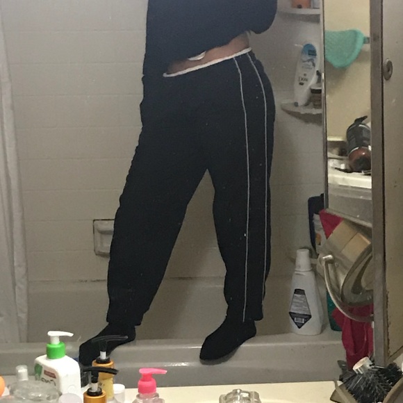 Reebok sweatpants - Picture 3 of 3