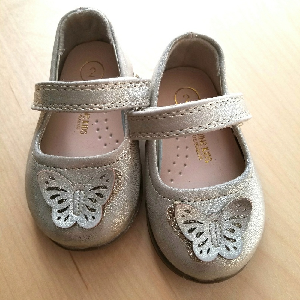 Toddler girl size 2 gold butterfly shoes/sandals