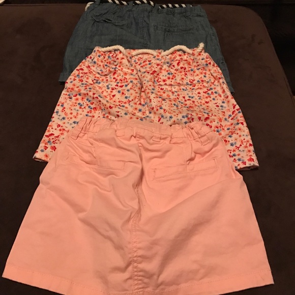 Sold... H&M girls skirts size 7/8 - Picture 2 of 4