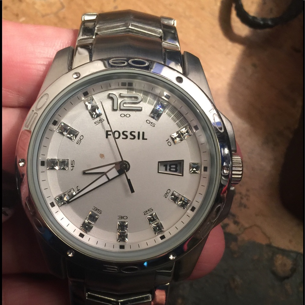 BOYFRIEND WATCH LIKE NEW $65