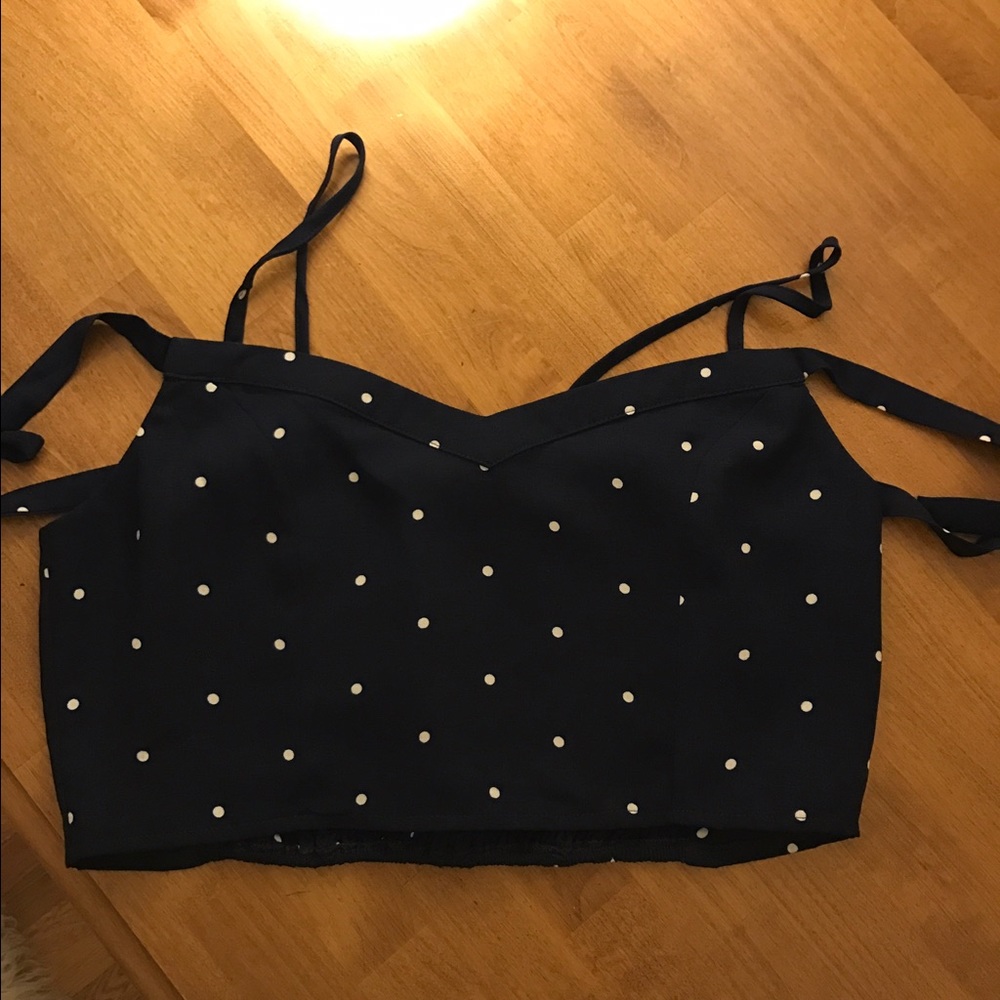 Off the shoulder tie crop