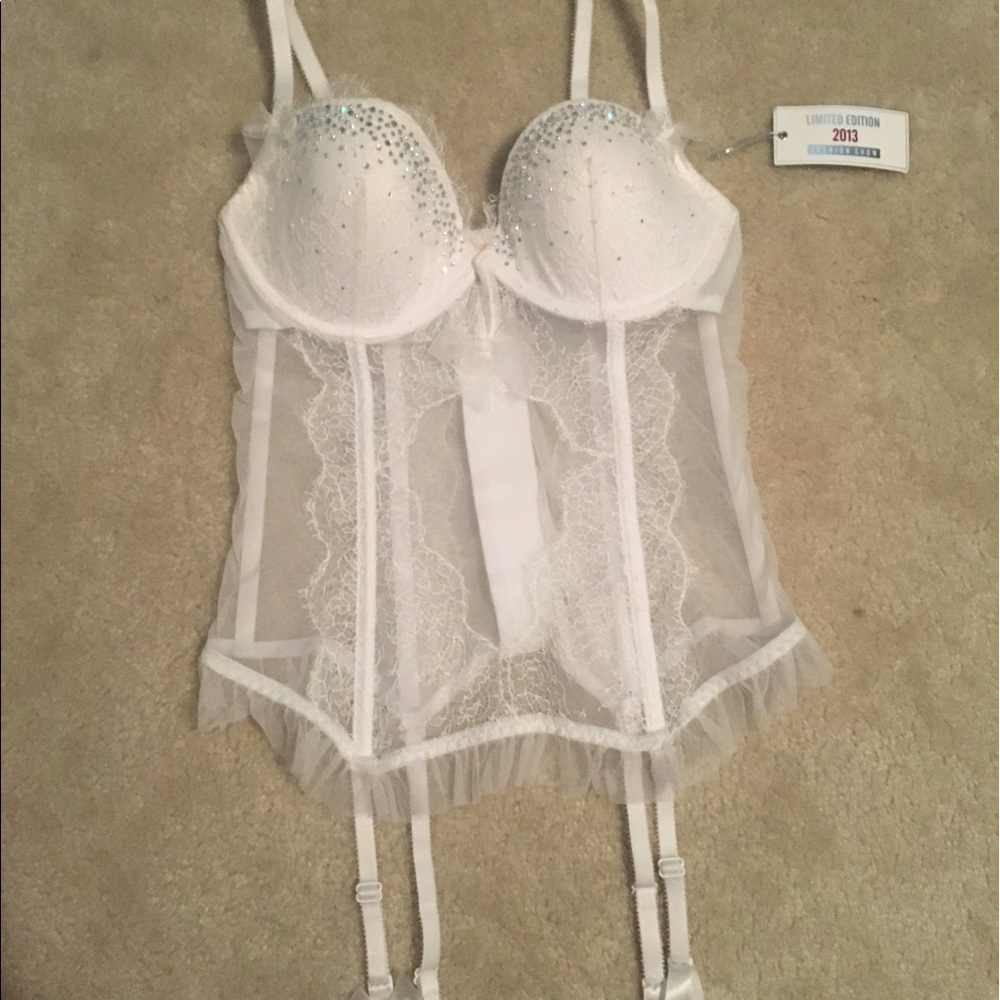 Winter 2013 Victoria's Secret Lingerie