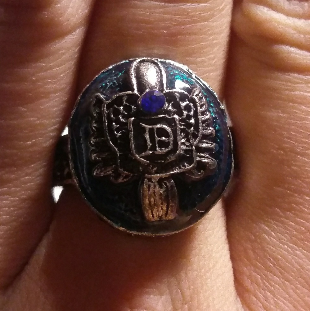 Damon Salvatore Ring