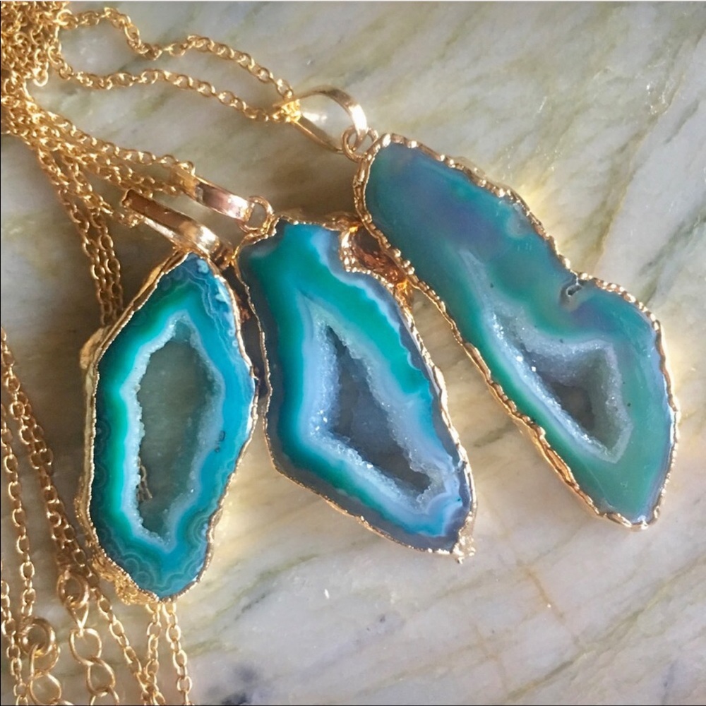 LAST💫Teal Druzy Agate Necklace - Picture 8 of 8