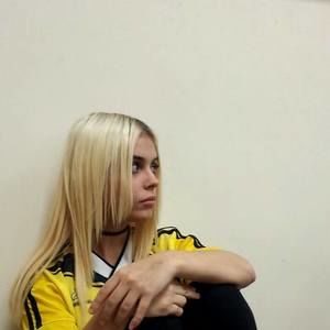 Meet your Posher, Lena