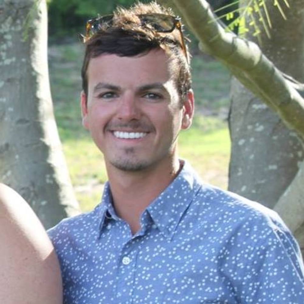 Meet your Posher, Brady