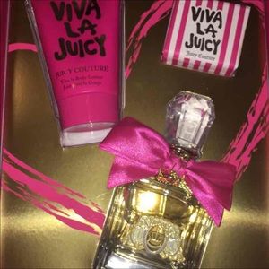 Juicy Couture Set