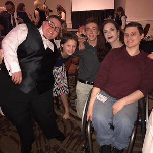 Meet your Posher, Arielle