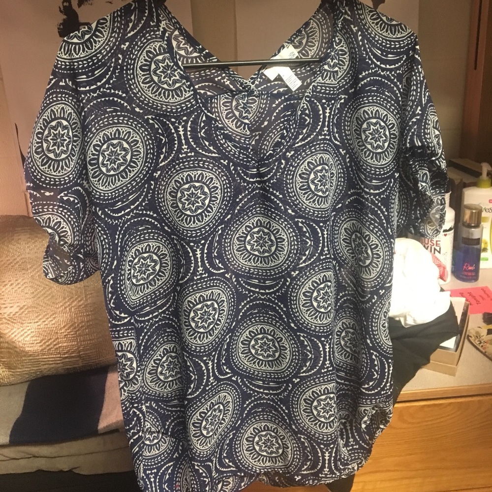 Patterned blouse