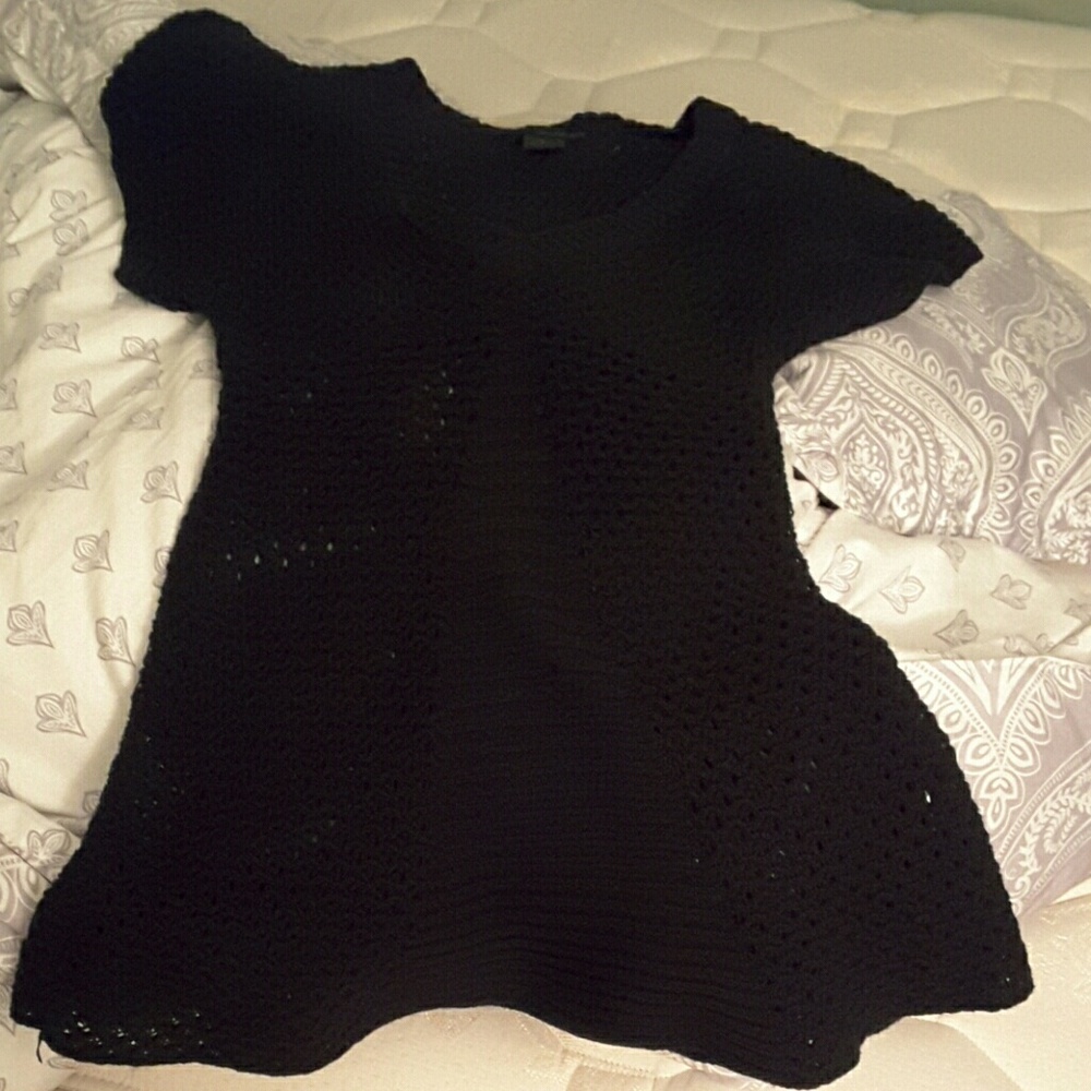Gorgeous black crocheted top