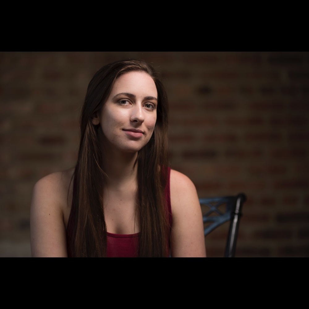 Meet your Posher, Chloe