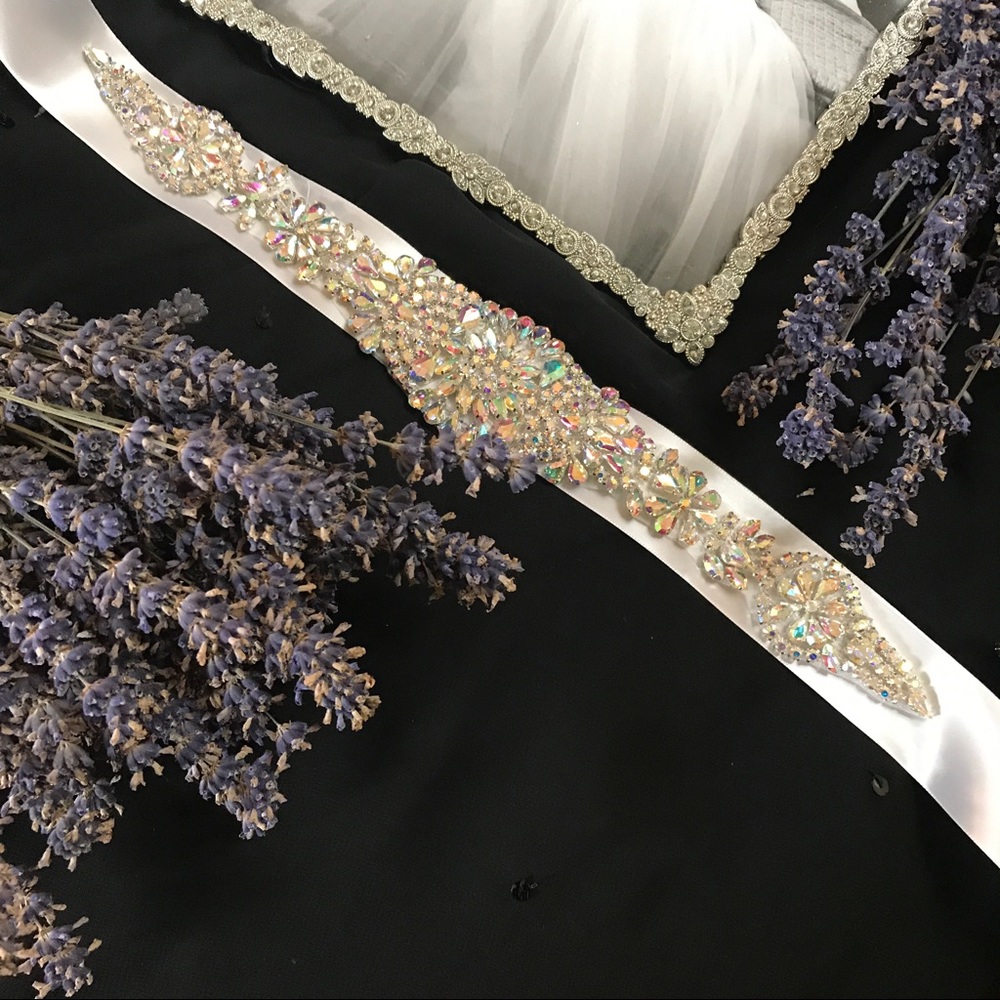 Exquisite bridal belt! The perfect final touch.