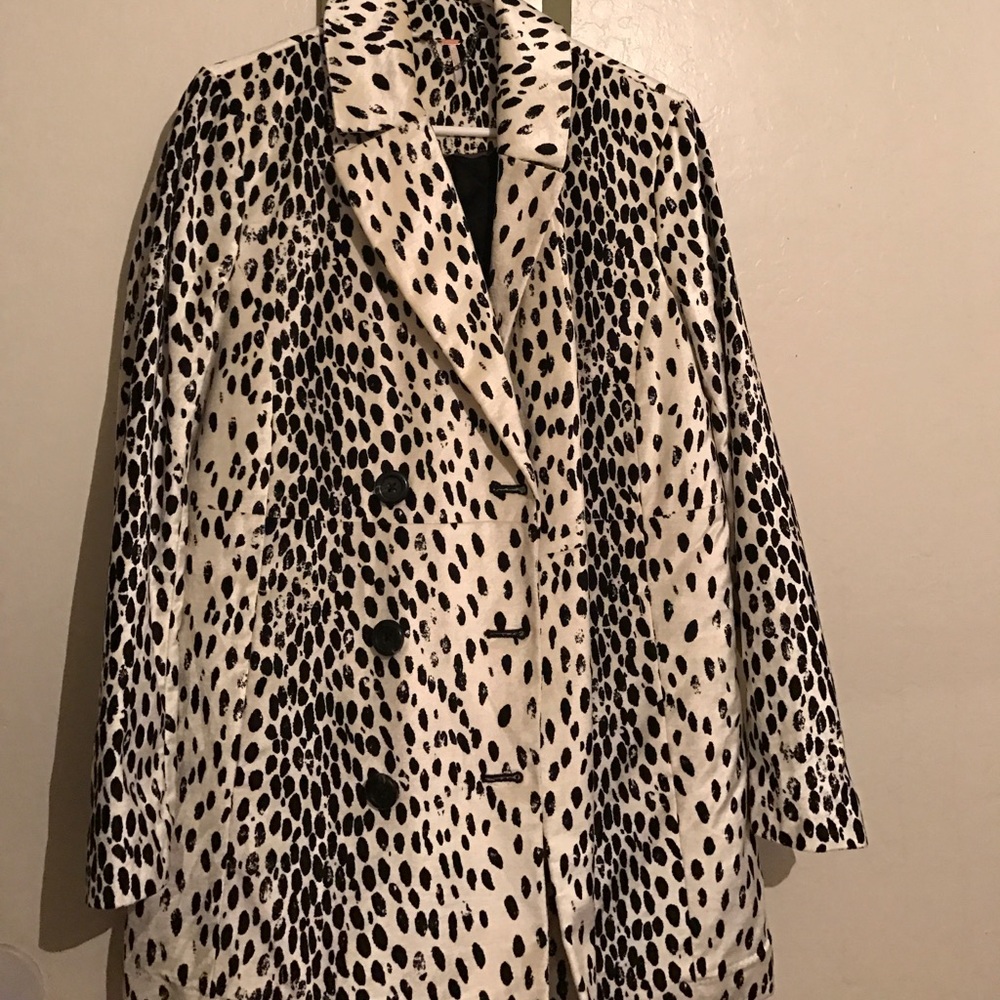 NWOT. WORN ONCE ON CHRISTMAS. FREE PEOPLE.