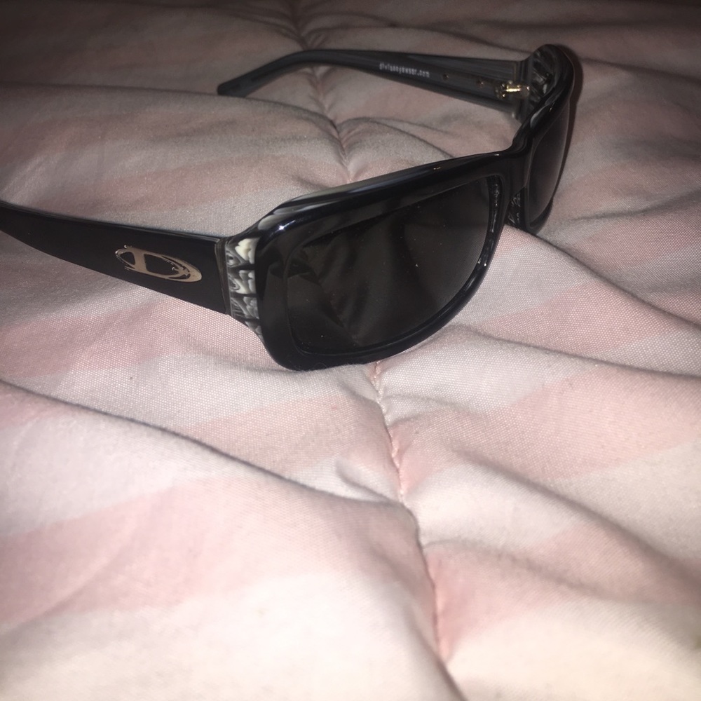 Divine Eyewear Crush Sunglasses.. POLARIZED!