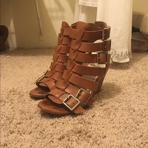 Vince Camuto Wedges