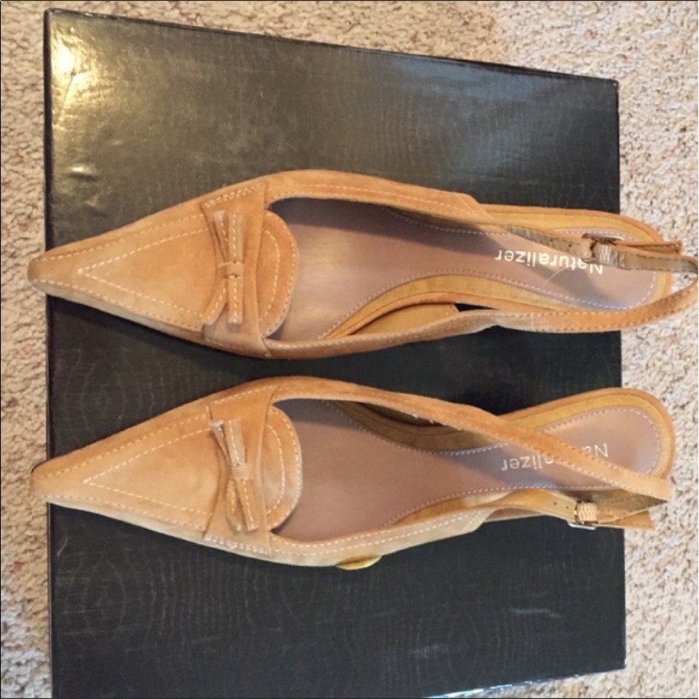 Close toe sandal
