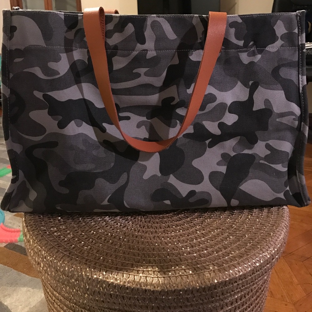 BABY DIAPER BAG