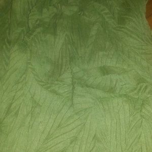 Olive green leaf pattern scarf