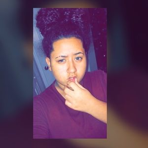 Meet your Posher, Neysha